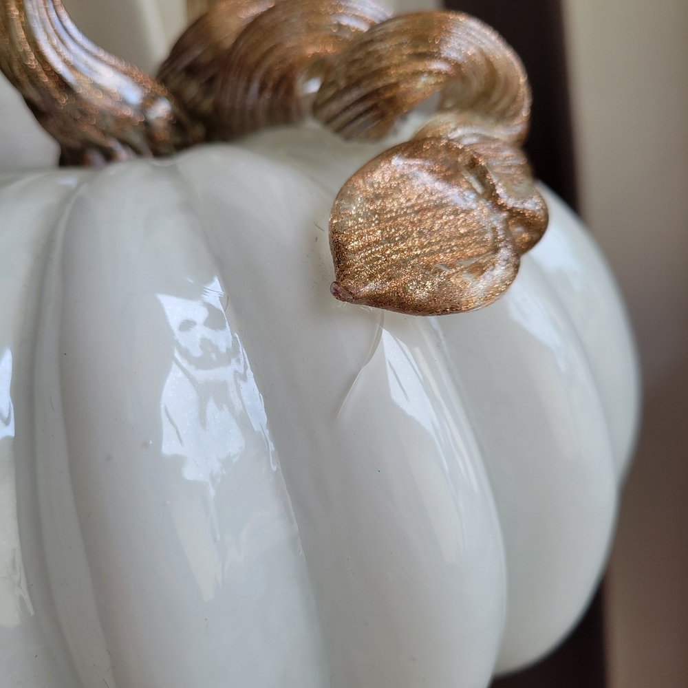 Hand Blown Glass Glossy Pumpkin: White , Gold Leaves Fall Decor Autumn - Picture 9 of 9
